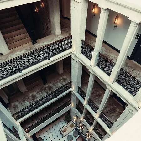 Sirkeci Szálloda 4*