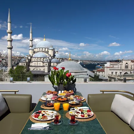 Sirkeci 4*